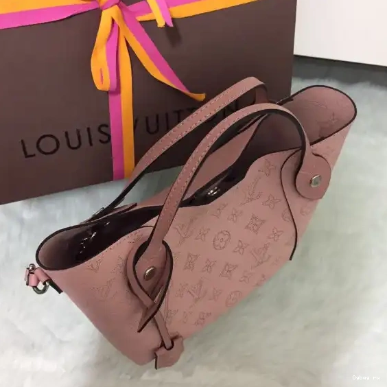HINA VUITTON LOUIS PM 0507